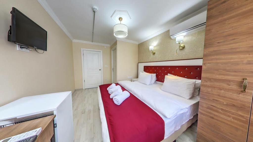 Cihangir Palace Hotel Istambul Exterior foto
